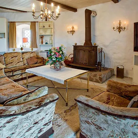 Дом отдыха Beautiful Home In Sterlawki Male With 3 Bedrooms Sterlawki Male