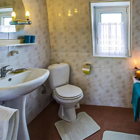Beautiful Home In Sterlawki Male With 3 Bedrooms *